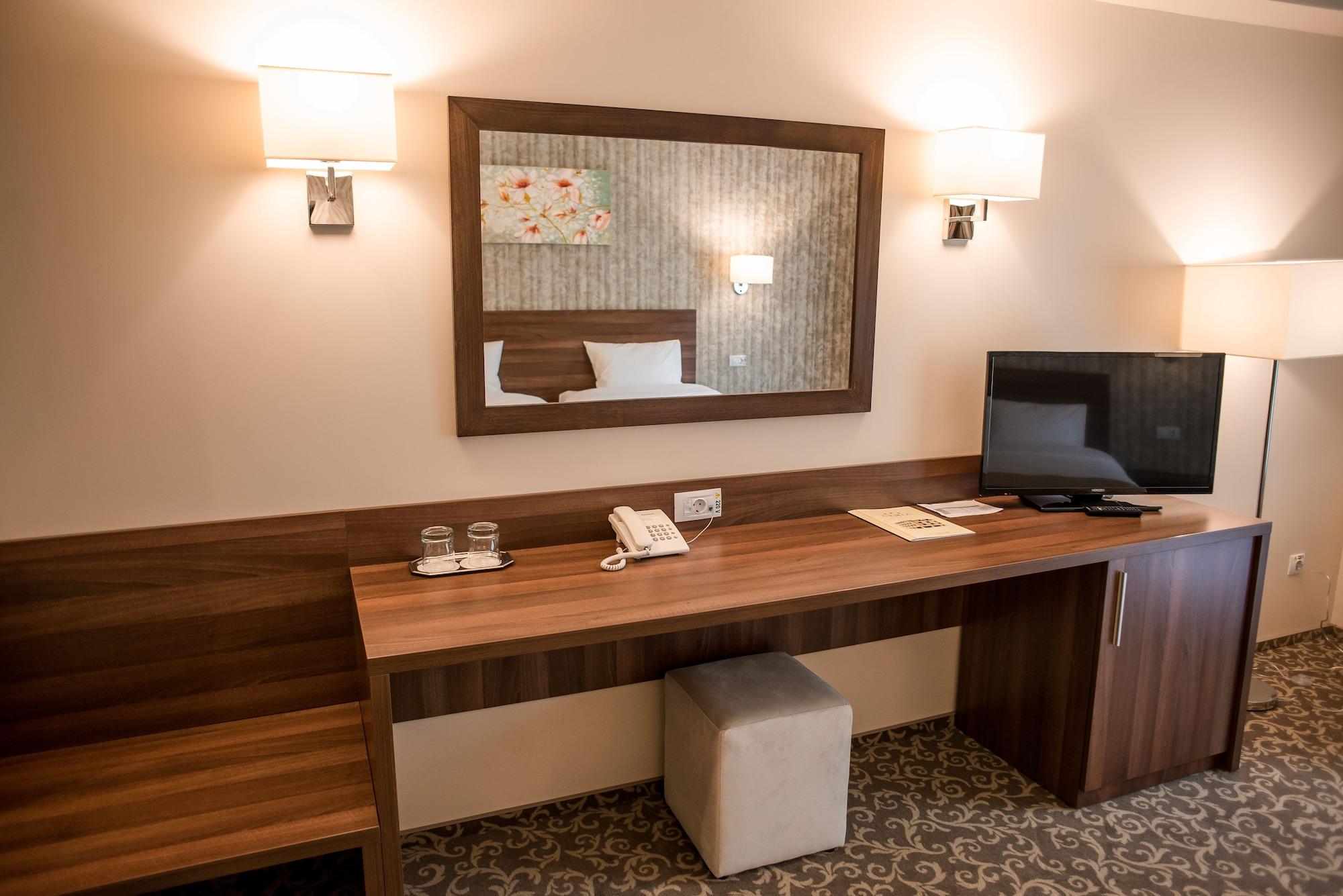 Hotel Arnia Iasi Ngoại thất bức ảnh