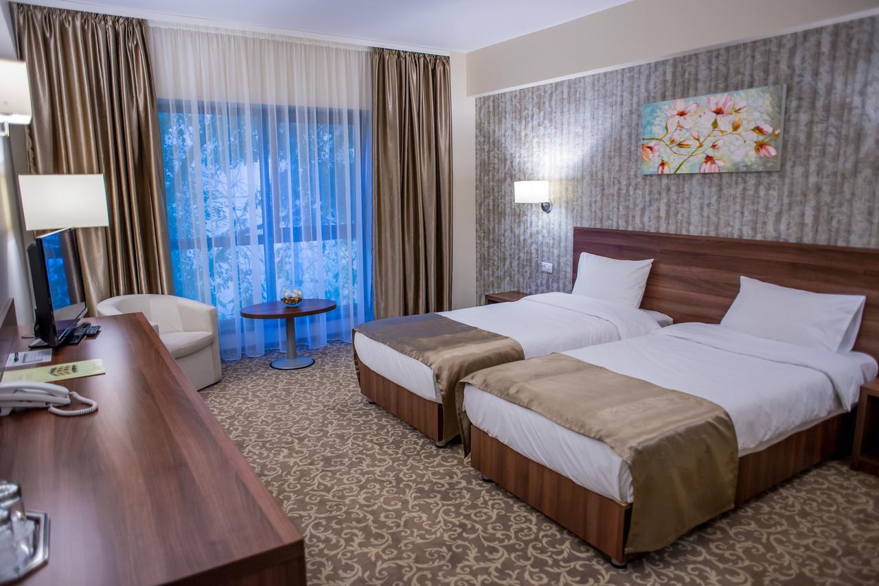 Hotel Arnia Iasi Ngoại thất bức ảnh