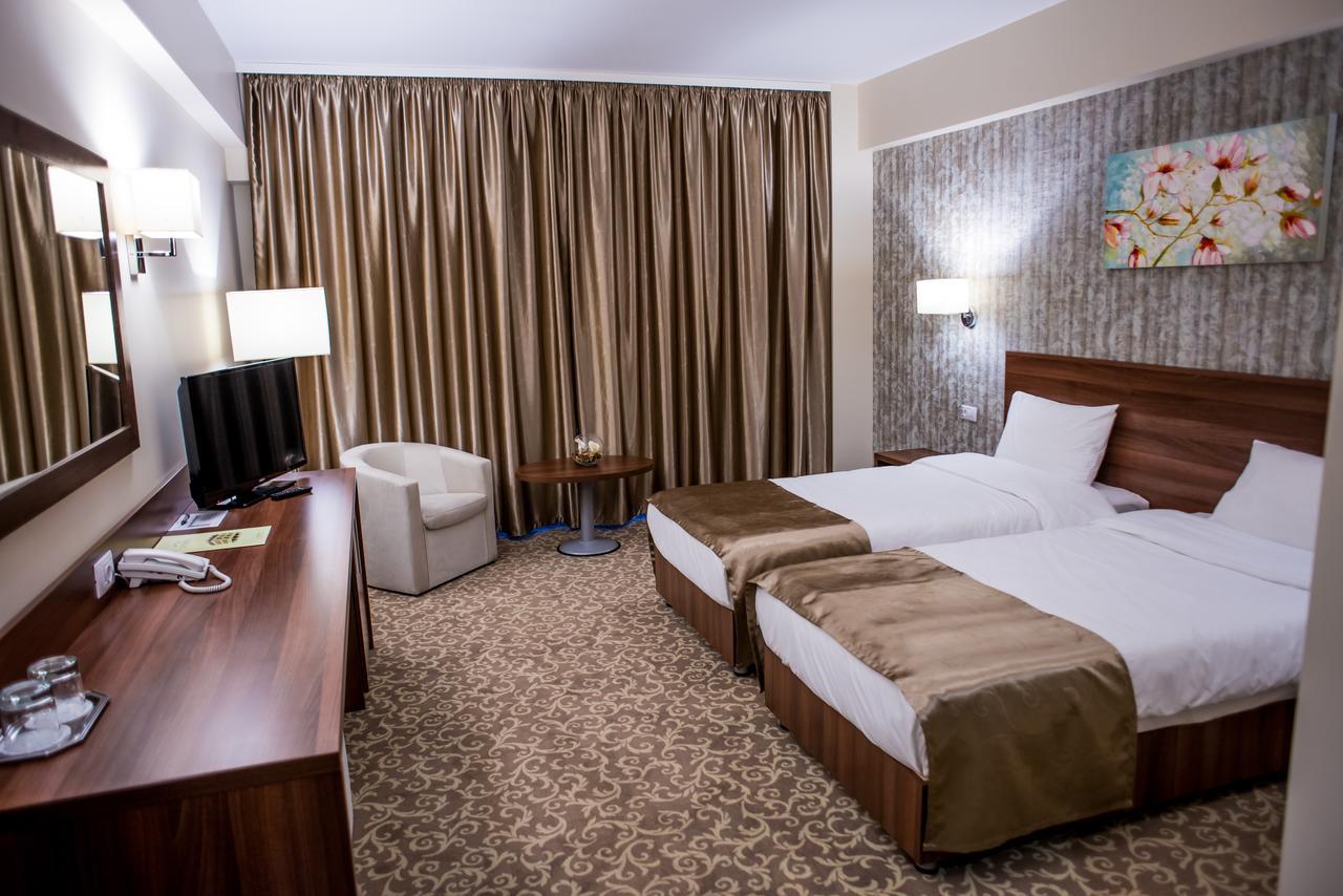 Hotel Arnia Iasi Ngoại thất bức ảnh